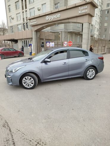 зимния резина: Kia Rio: 2018 г., 1.6 л, Автомат, Бензин, Седан