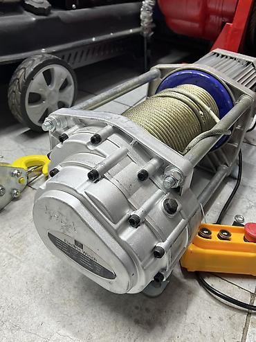 Другие инструменты: Электрическая канатная лебёдка Грузоподъёмность 2500кг Напряжения — 8