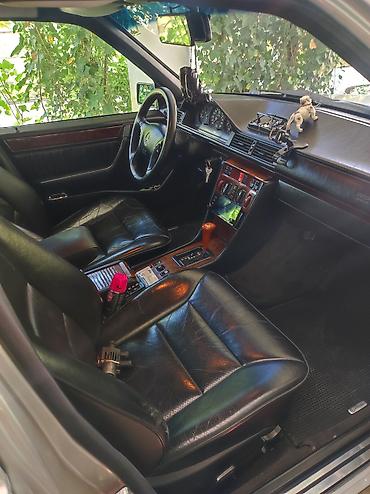 diffuser satisi: Mercedes-Benz E-Class W124 sedan il 94 motir 2.8 sport line hərşe — 2
