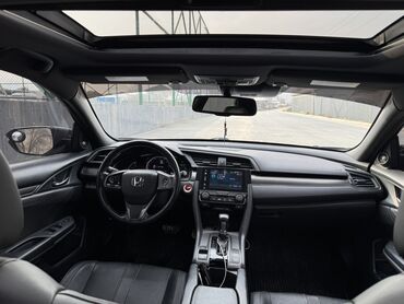 Honda: Honda Civic: 2017 г., 1.5 л, Вариатор, Бензин, Хэтчбэк — 8