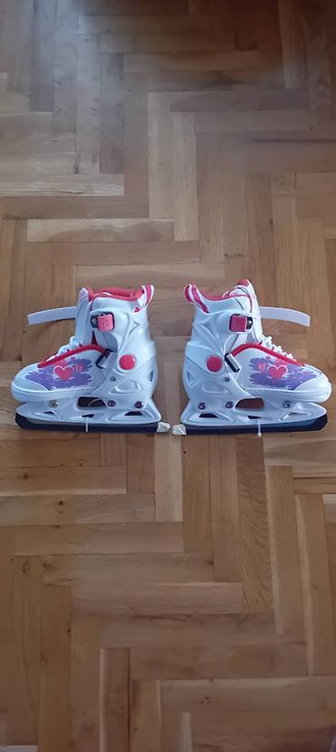 mephisto mini: Prodajem Action klizaljke adjustable ice skate broj 29-32. Klizaljke — 2