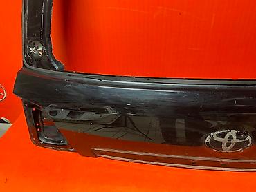 Крышки багажника и комплектующие: Крышка багажника Toyota, Оригинал — 2