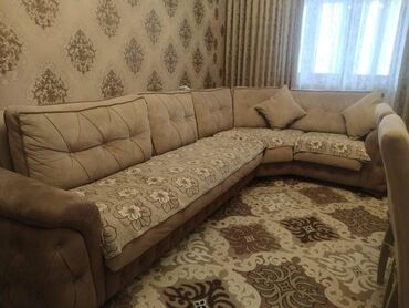 Mətbəx mebeli: Künc divan, İşlənmiş, Açılan, Bazalı, Parça, Çatdırılma yoxdur