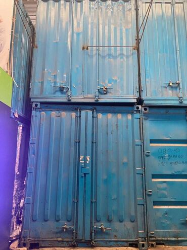 продаю магазин срочно: Срочно продается контейнер на Дордое! 15 проход, близко к центральному