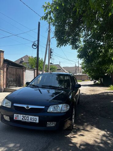 Mazda: Mazda 323: 1998 г., 1.5 л, Механика, Бензин, Хэтчбэк