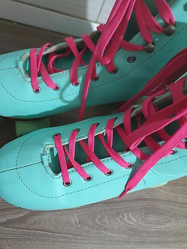 Roleri i rolšue: Rolsule - Boja čizme: mint/tirkizna - Pertle: jarko roze - Visoka — 6