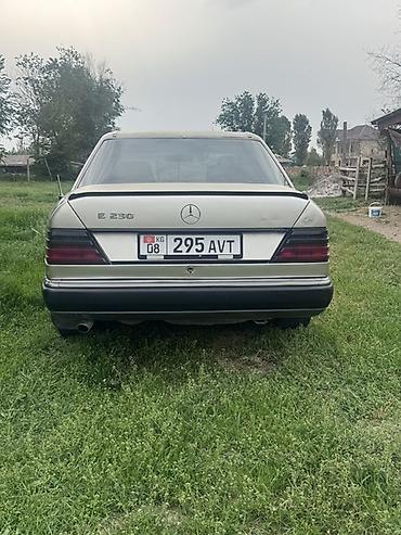 авто полироль: Mercedes-Benz W124: 1990 г., 2.3 л, Механика, Бензин, Седан — 7