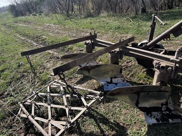 купить плуг на мтз: Навесной плуг с бороной-волокушей для трактора - Тип: оборотный