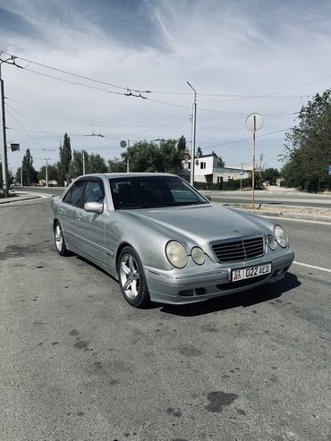 Mercedes-Benz: Mercedes-Benz E-Class: 2002 г., 2 л, Автомат, Бензин, Седан