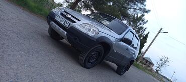Chevrolet: Chevrolet Niva: 1.7 l | 2015 il 84000 km Ofrouder/SUV