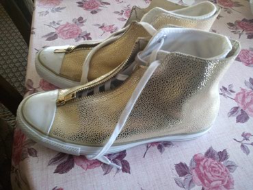 Ženska patike i atletske cipele: Converse original nove patike 39 samo probane na lalafo.rs - slika 2 Converse original nove patike 39 samo probane - Batocina - slika 2