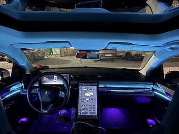 BYD: BYD : 2024 г., Электромобиль, Лифтбек — 2
