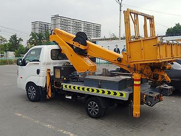 mobile stand: Стрела 18 м, 200 т — 1