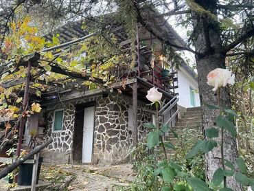 Kuće na prodaju: 42 kv. m, 2 sobe — 5