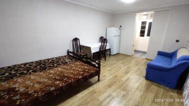 Uzunmüddətli kirayə mənzillər: Qarayevde 5/5 mertebesinde 1 otaqli ev komunal daxil 350 — 12