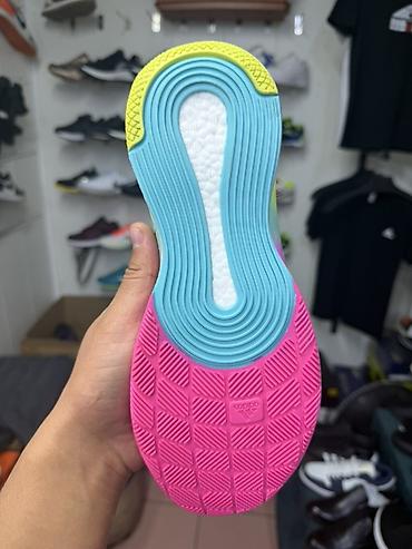 Кроссовки и спортивная обувь: Мужские кроссовки, 37, 38, 39, Adidas, Новый, цвет - Белый — 2
