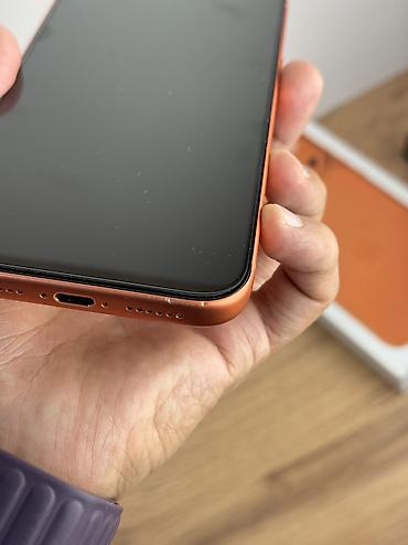 ayfon 14: IPhone 17 Pro Max, Б/у, 256 ГБ, Оранжевый, Защитное стекло, Чехол, Коробка, 94 % — 4
