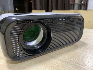 Проекторы: 🎬 ПРОДАЁТСЯ ПРОЕКТОР ROMICCO — КАК НОВЫЙ! Хочешь создать у себя дома — 8