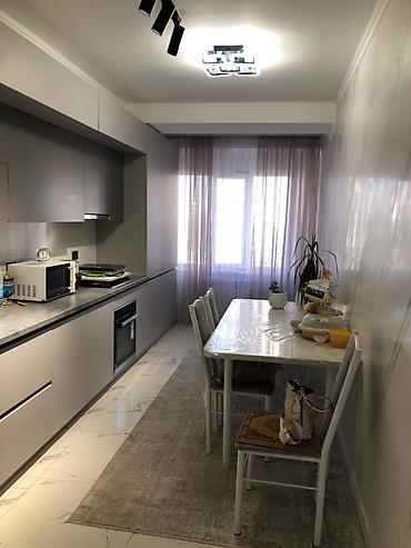 2 комнаты, 93 м², 7 мкр Элитка, 3 этаж, Евроремонт
