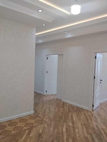 ev gence: 8-ci kilometr, 2 otaqlı, Yeni tikili, m. Qara Qarayev, 101 kv. m — 5