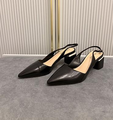 foot patch: Кожаные slingback — чёрные туфли с открытой пяткой Элегантные — 5