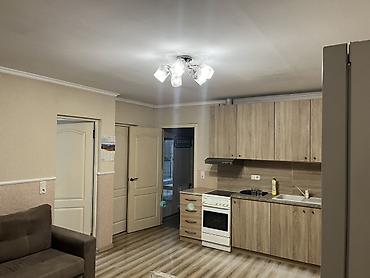 Продажа коттеджей и домов: Продается дом в городе Токмак * Комнаты: 5 спален большой зал — 2