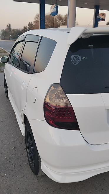 fit ge: Honda Fit: 2002 г., 1.3 л, Автомат, Бензин, Хэтчбэк — 10