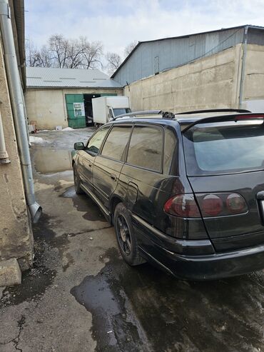 Toyota: Toyota Caldina: 1999 г., 2 л, Автомат, Бензин, Универсал