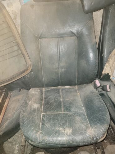 Dəst Bmw oturacağı.M5. Qiymetde razilasada bilerik