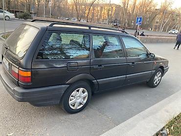 Volkswagen: Volkswagen Passat Variant: 1993 г., 1.8 л, Механика, Бензин, Универсал — 1