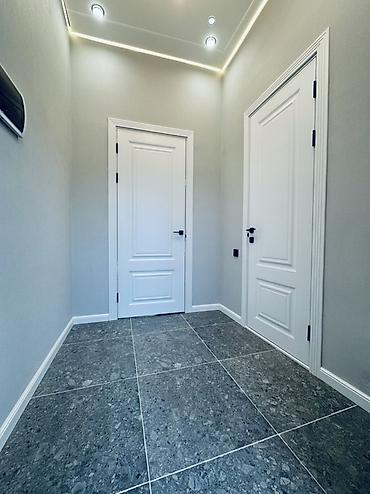 Продажа другой коммерческой недвижимости: Продается дом Особенности: - Просторная гостиная с витражным окном в — 7