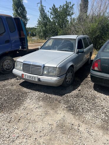 флагшток w124: Mercedes-Benz W124: 1993 г., 2.2 л, Механика, Бензин, Универсал