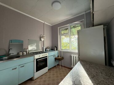 недвижимость в рассрочку: 3 комнаты, 58 м², 104 серия, 3 этаж, Косметический ремонт
