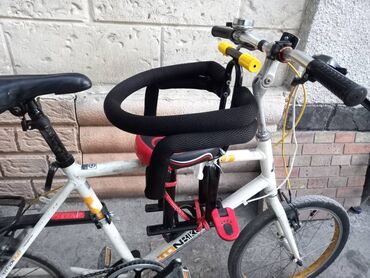 Велосипеды: Детские велокресла Новые Есть на заднюю часть велосипеда,есть на