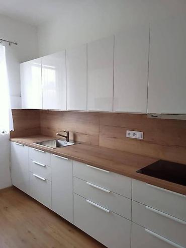 silver kitchen: Кухонные гарнитуры в современном стиле - Прямые и угловые планировки — 2