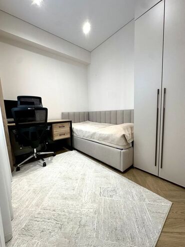 продаю или меняю с доплатой: 2 комнаты, 80 м², Элитка, 8 этаж, Евроремонт
