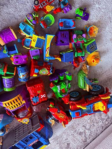 poklon za decaka od 7 godina: Prodajem komplete super things igracka(zingsi) i figurice — 5