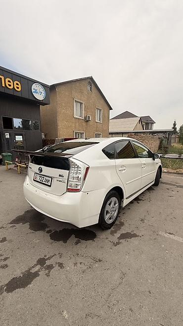 ключ на приус: Toyota Prius: 2011 г., 1.8 л, Вариатор, Гибрид, Хэтчбэк — 3