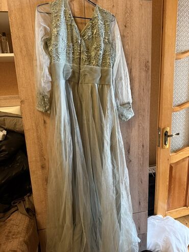 Ziyafət donları: Ziyafət donları – 2 model 1) Yaşıl-qara maxi don - Parlaq yaşıl -da lalafo.az — 13 Ziyafət donları: Ziyafət donları – 2 model 1) Yaşıl-qara maxi don - Parlaq yaşıl — 13