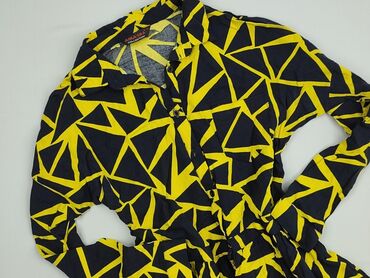 koszule z zakrytymi guzikami: Сукня жіноча, L