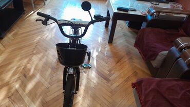Dörd təkərli Uşaq velosipedi Desna, 18", sürətlərin sayı: 1
