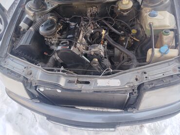 Audi: Audi 100: 1992 г., 2 л, Механика, Бензин, Седан — 10