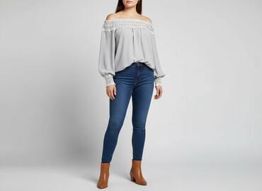 bluzki w serek plus size: Жіноча блуза, розмір 3XL