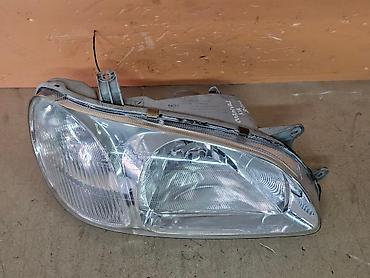 sedona: Передняя правая фара Kia 1999 г., Б/у, Оригинал — 3