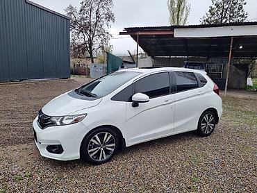 Honda: Honda Fit: 2017 г., 1.5 л, Вариатор, Бензин — 6