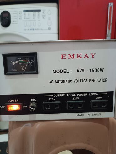 işıq lampa: Transformator 1500 w- dir. 3 ədəd elektrik əşyası qoşula bilər, işığı