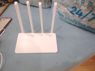 xiaomi 4a router: Xiaomi Mi Router 3C (Model: R3L) – ağ rəngli, 4 antenalı Wi‑Fi router