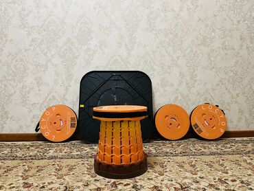 Эмерек: Бүктөмө кошумча коюлган үстөл, Жаңы, Желим, түсү - Кара