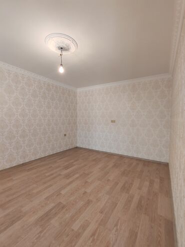 Həyət evləri və villaların satışı: Binəqədi qəs. 4 otaqlı, 100 kv. m, Kredit yoxdur, Yeni təmirli — 10