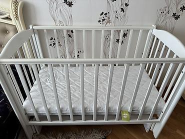 Колыбели: Uşaq beşiyi + döşək və Safety 1st avtomobil oturacağı dəsti Beşik: - — 2